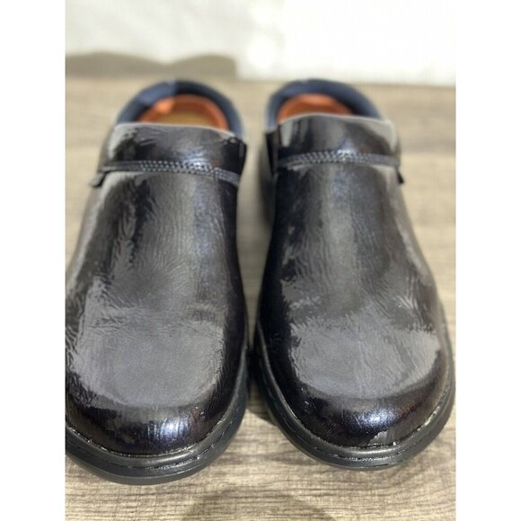 Clarks Women’s pro clog slip on resistant navy patent leather Sz 9 - Picture 12 of 12